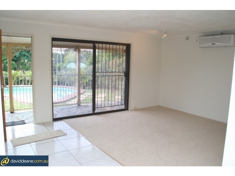 34 Beeville Rd, Petrie QLD 4502