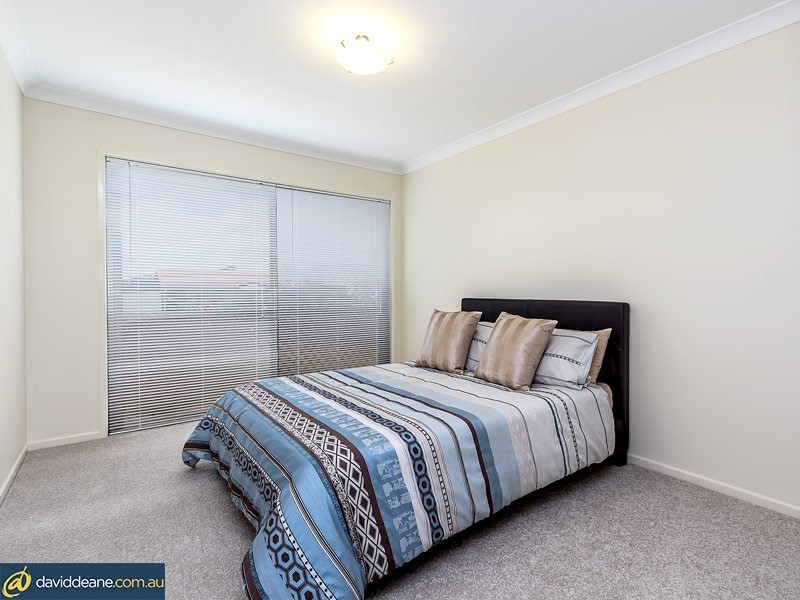 14 Cheltenham St, Strathpine QLD 4500