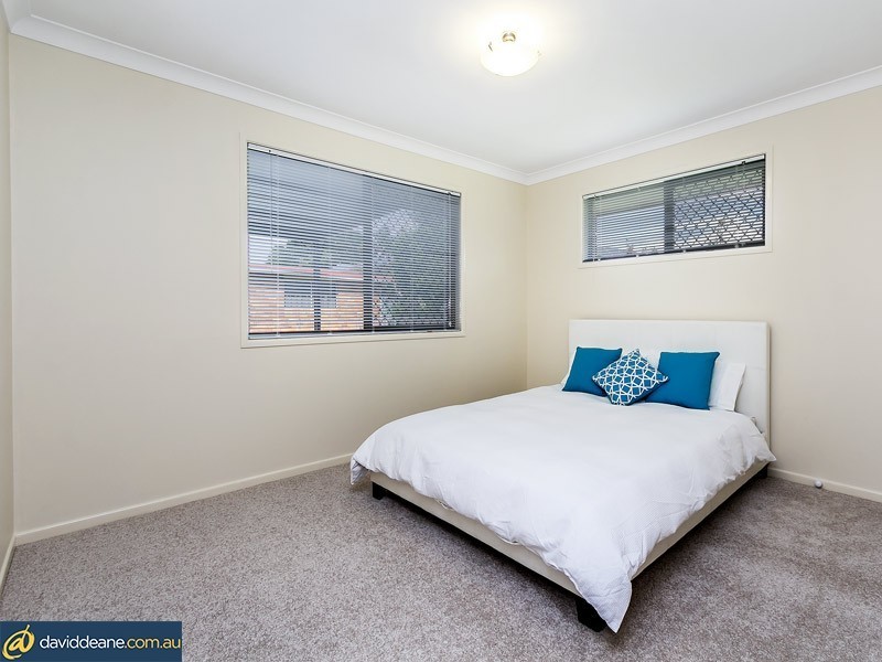 14 Cheltenham St, Strathpine QLD 4500