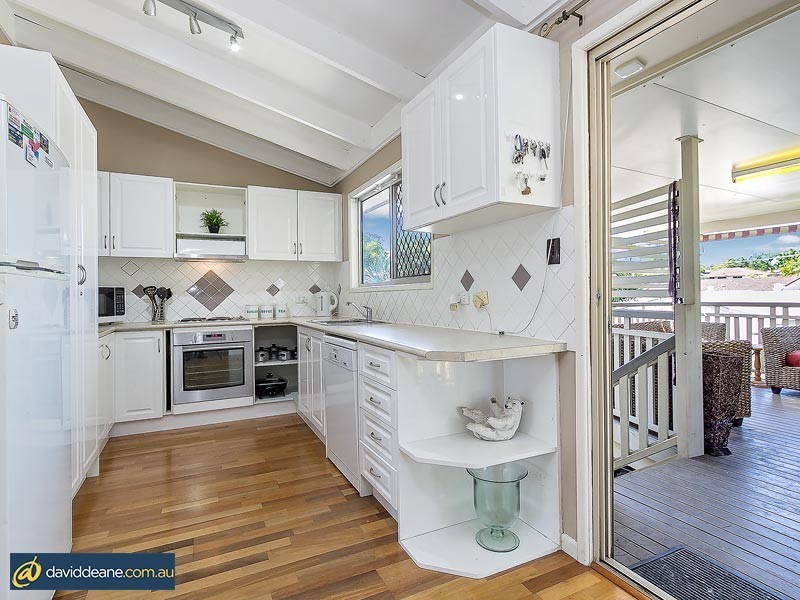 15 Melaleuca Dr, Strathpine QLD 4500