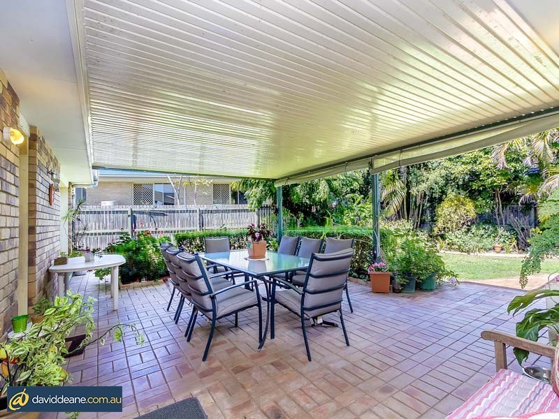 18 Blue Mountain Cres, Warner QLD 4500
