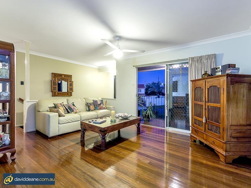 1 Arran Ct, Strathpine QLD 4500