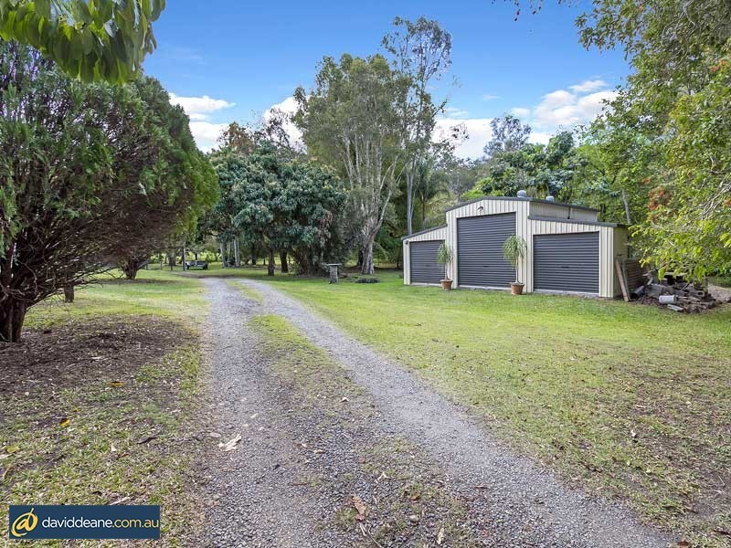 42 Whiteside Rd, Whiteside QLD 4503