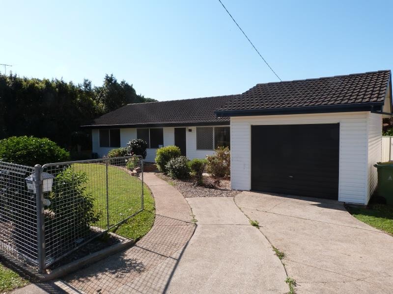 4 Bray Road, Lawnton QLD 4501