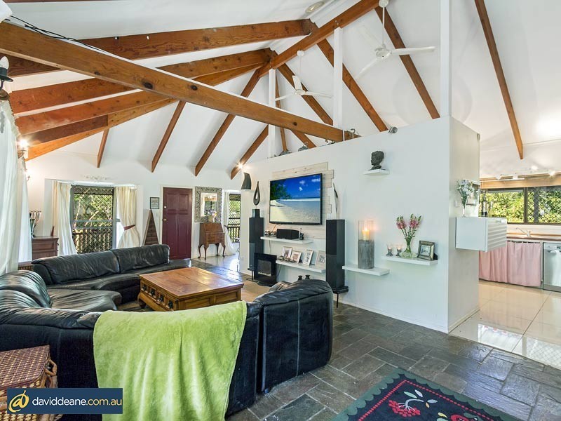 30 Champagne St, Petrie QLD 4502