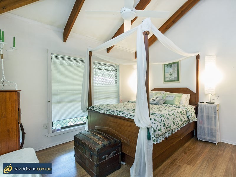 30 Champagne St, Petrie QLD 4502