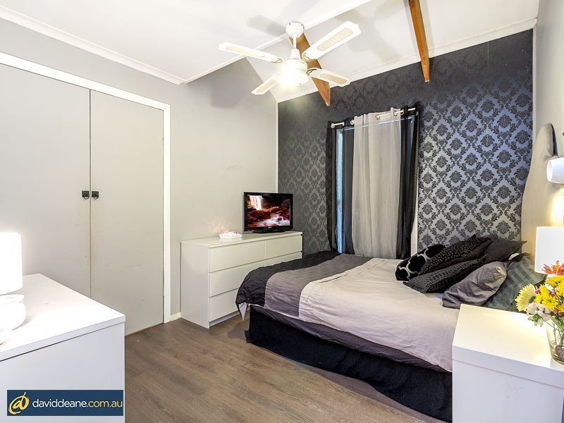 30 Champagne St, Petrie QLD 4502