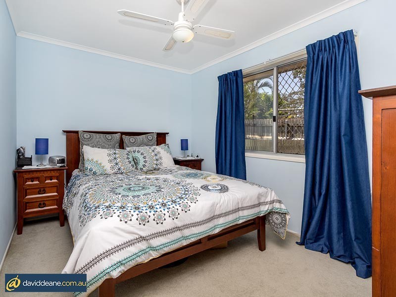 5 St Ives St, Petrie QLD 4502