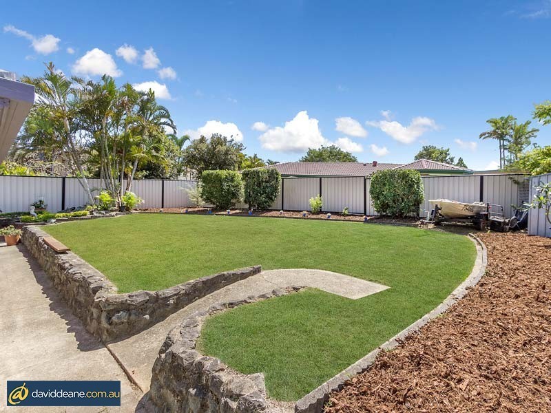 5 St Ives St, Petrie QLD 4502