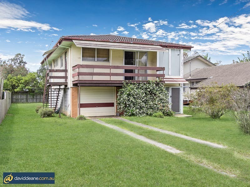 12 Lancaster St, Strathpine QLD 4500