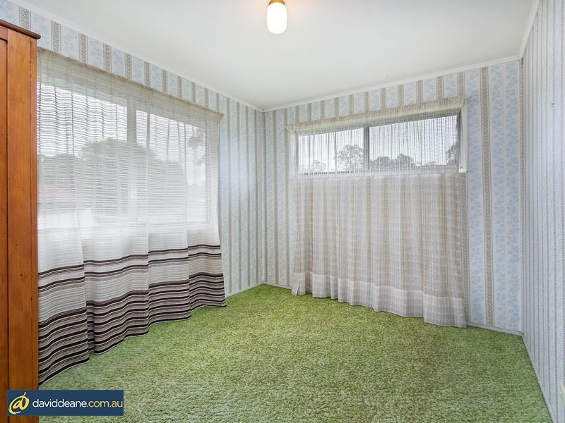 12 Lancaster St, Strathpine QLD 4500