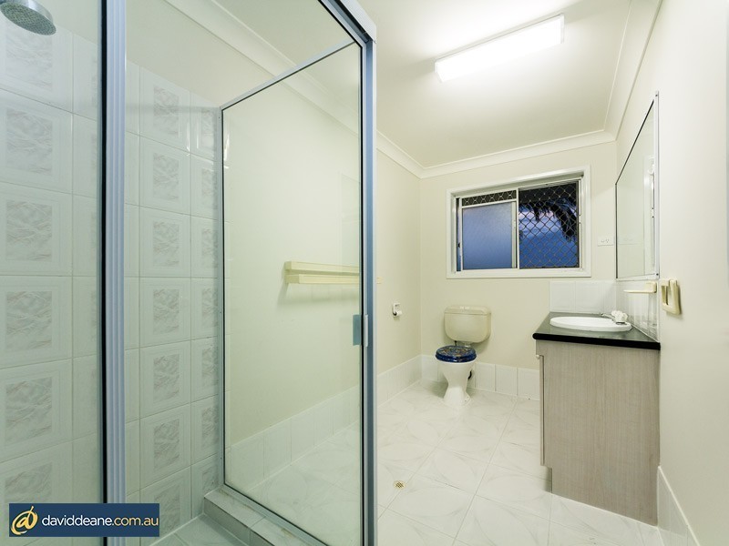 17 Greendale Ct, Strathpine QLD 4500