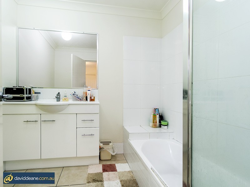 4/64 Station Rd, Lawnton QLD 4501