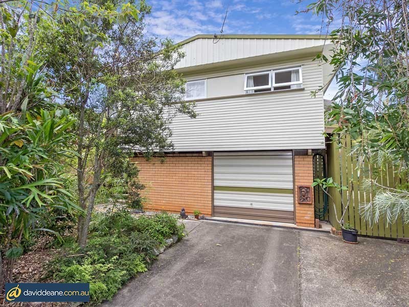 18 Kent St, Kallangur QLD 4503