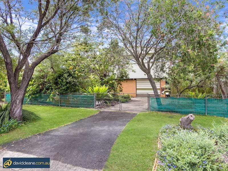 18 Kent St, Kallangur QLD 4503