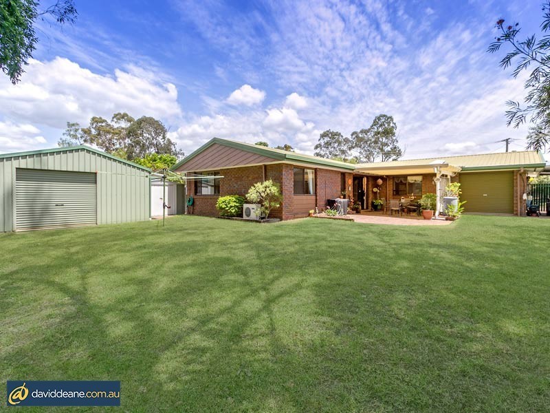 6 Roseville Street, Petrie QLD 4502