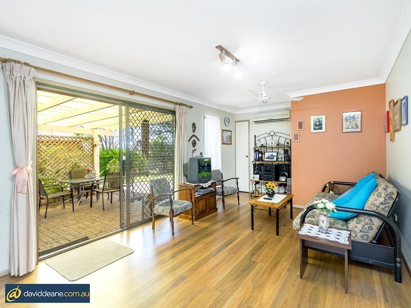 6 Roseville Street, Petrie QLD 4502