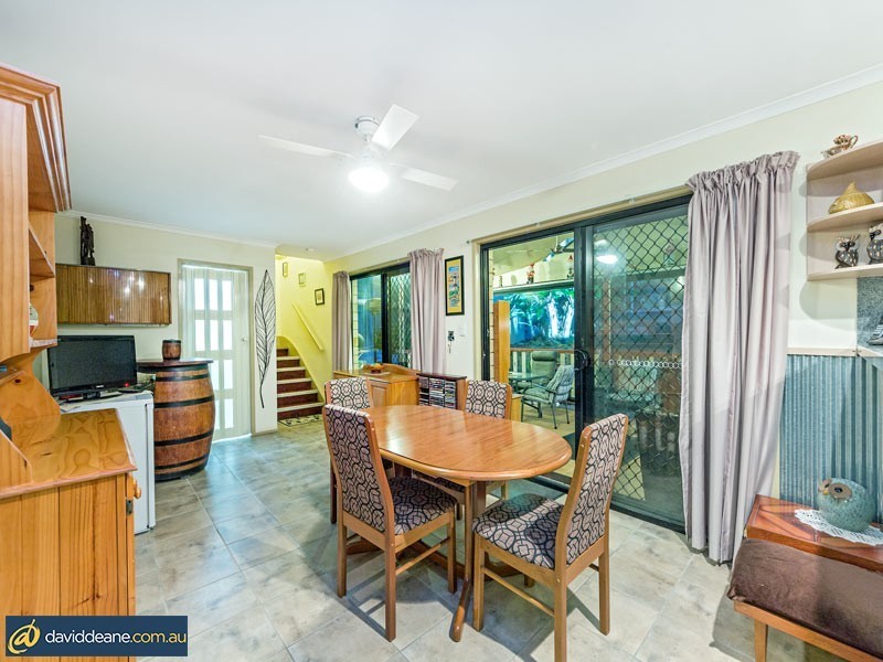 4 Ruby Crescent, Petrie QLD 4502