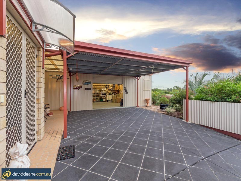 4 Ruby Crescent, Petrie QLD 4502