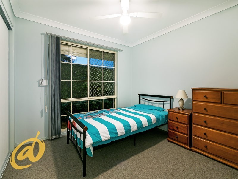 30 Washbrook Crescent, Petrie QLD 4502