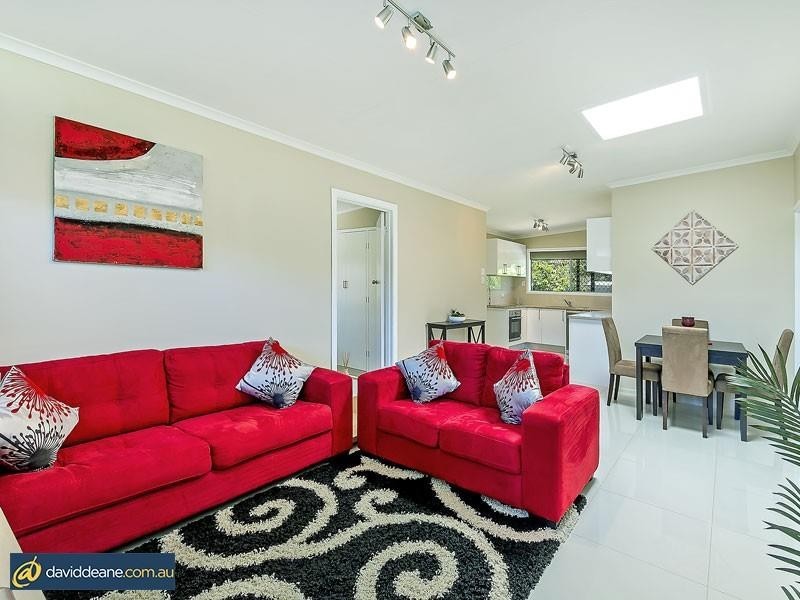 21 Bateman Street, Strathpine QLD 4500