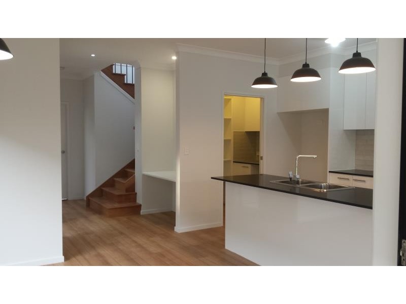 96 Caspian Parade, Warner QLD 4500