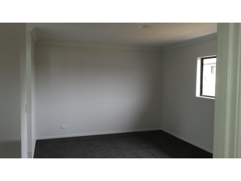 96 Caspian Parade, Warner QLD 4500