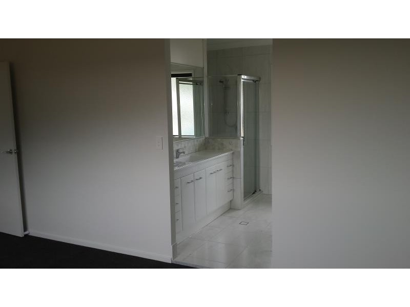 96 Caspian Parade, Warner QLD 4500