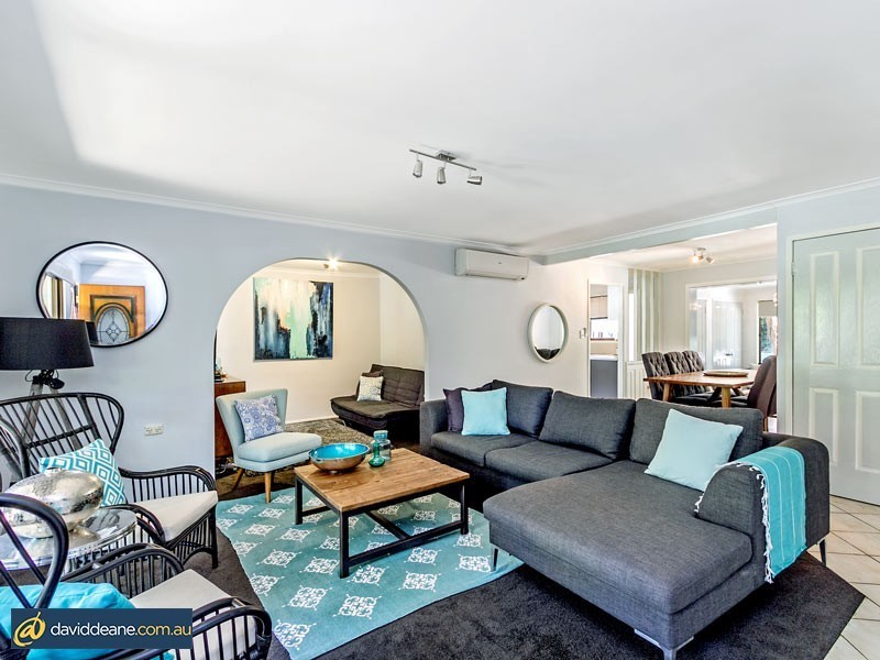 31 Carwell Ave, Petrie QLD 4502