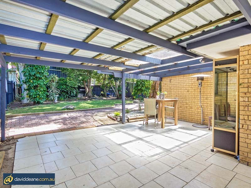 31 Carwell Ave, Petrie QLD 4502