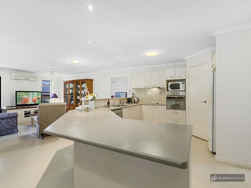 79 Brisbane Road, Warner QLD 4500
