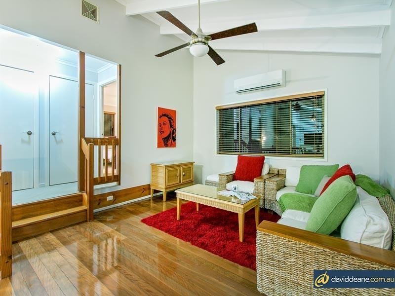 3 St Denis Court, Petrie QLD 4502