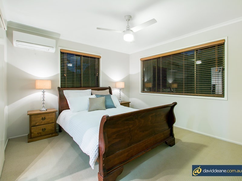3 St Denis Court, Petrie QLD 4502