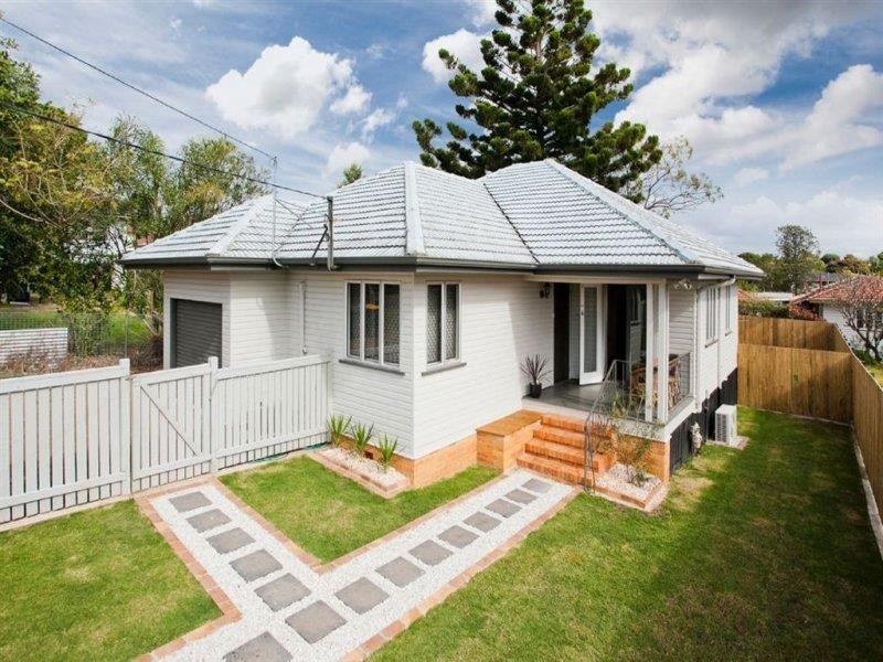 8 Frankit Street, Wavell Heights QLD 4012