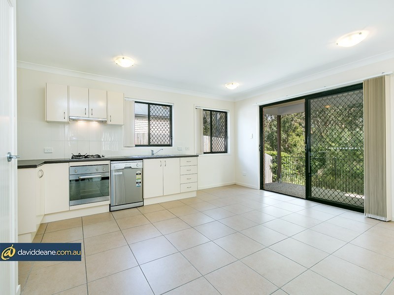 15 Adam Court, Kallangur QLD 4503