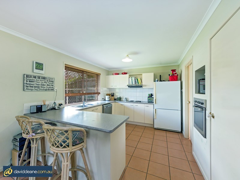 5 Mirrigan Ct, Petrie QLD 4502