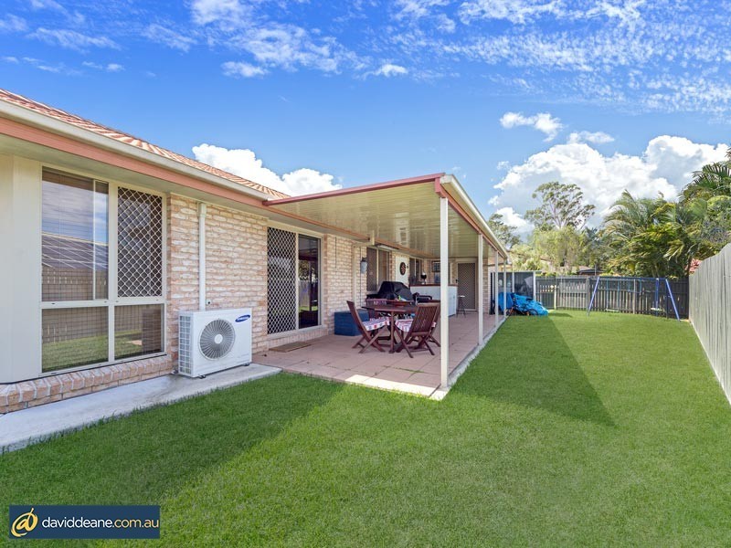 5 Mirrigan Ct, Petrie QLD 4502