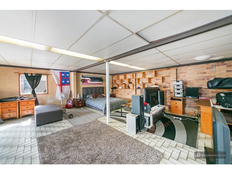 11 Jilloong Street, Strathpine QLD 4500