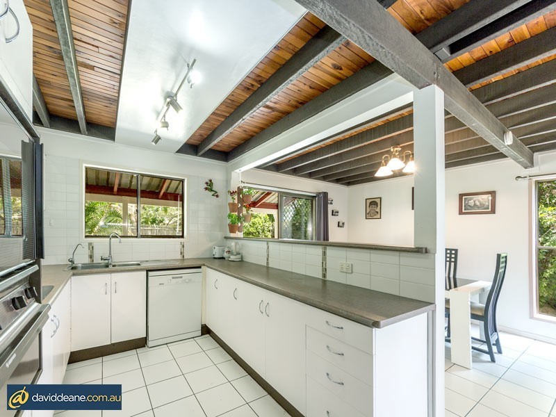 5 Terry Crt, Bray Park QLD 4500