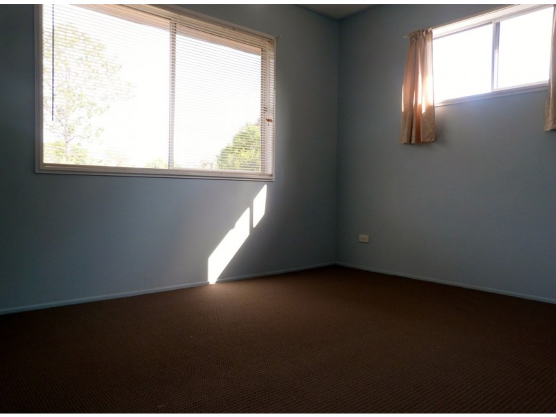 11 Blenheim Street, Strathpine QLD 4500