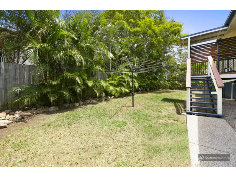39 Joora Avenue, Petrie QLD 4502