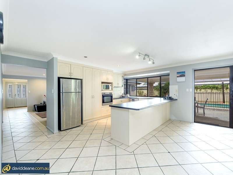 40 Pine Valley Drive, Joyner QLD 4500