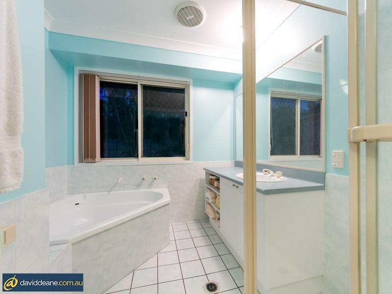 2 Blackbutt Court, Warner QLD 4500