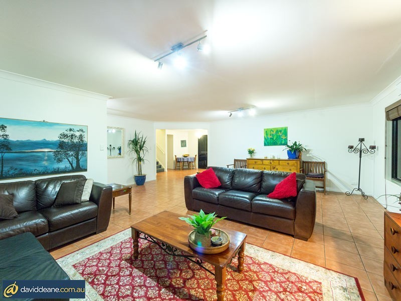 10 Feldsman Court, Petrie QLD 4502