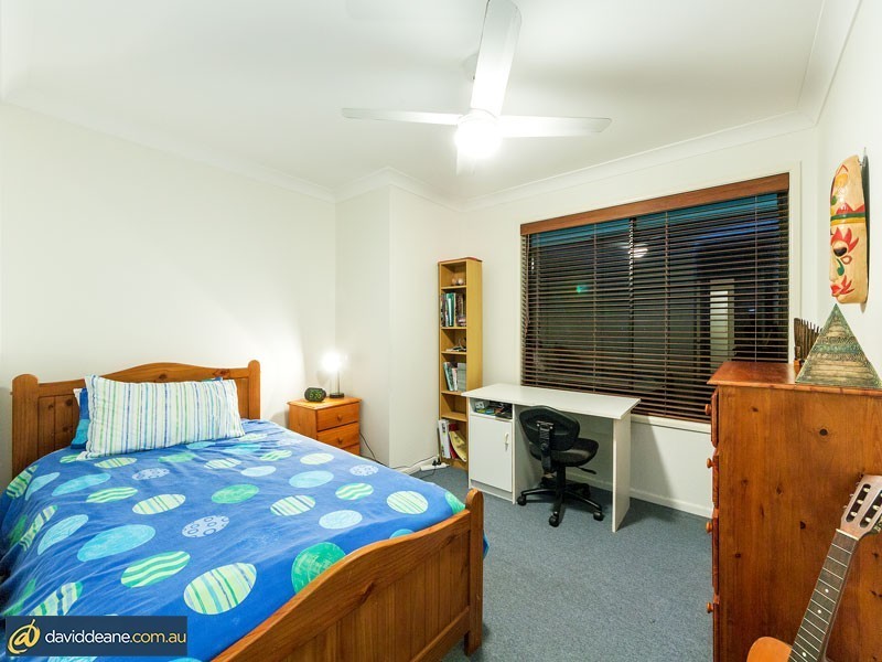 10 Feldsman Court, Petrie QLD 4502
