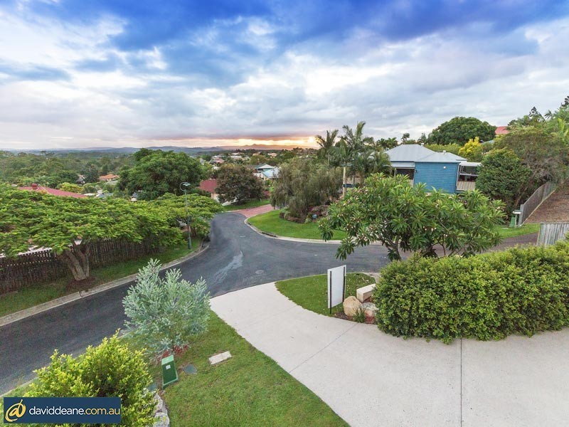 10 Feldsman Court, Petrie QLD 4502