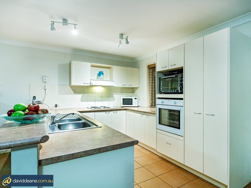 13 Mirrigan Court, Petrie QLD 4502