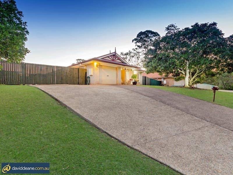 13 Mirrigan Court, Petrie QLD 4502
