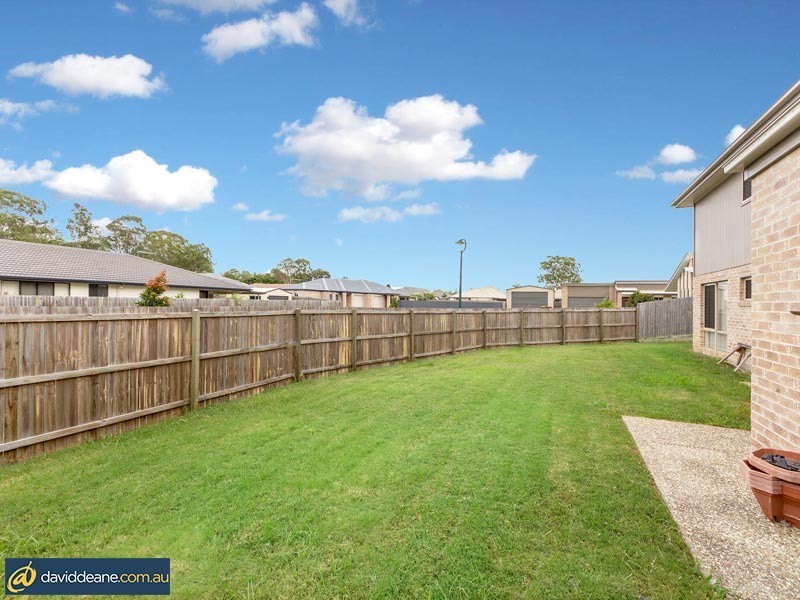 2 Tiara Place, Lawnton QLD 4501