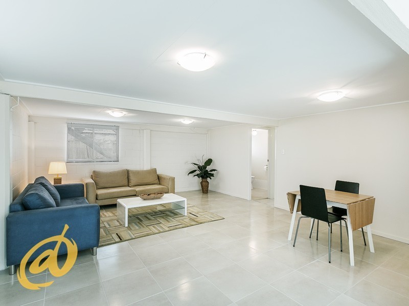 9 Dobson Drive, Strathpine QLD 4500